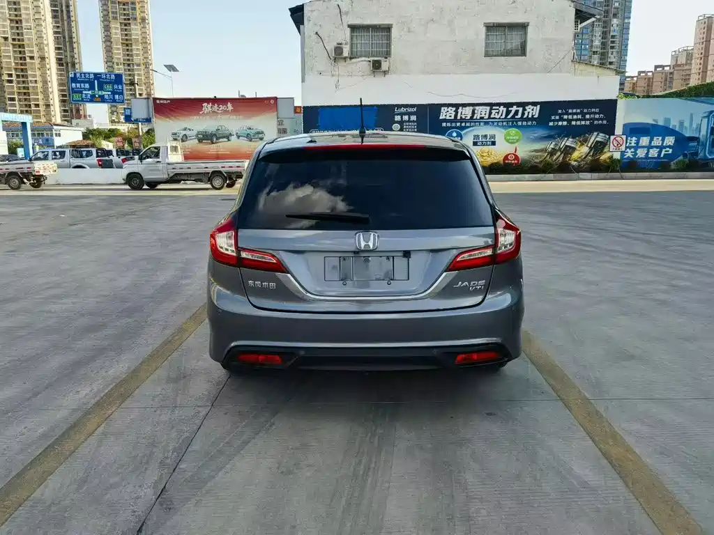 Honda Jade — миниатюра 5