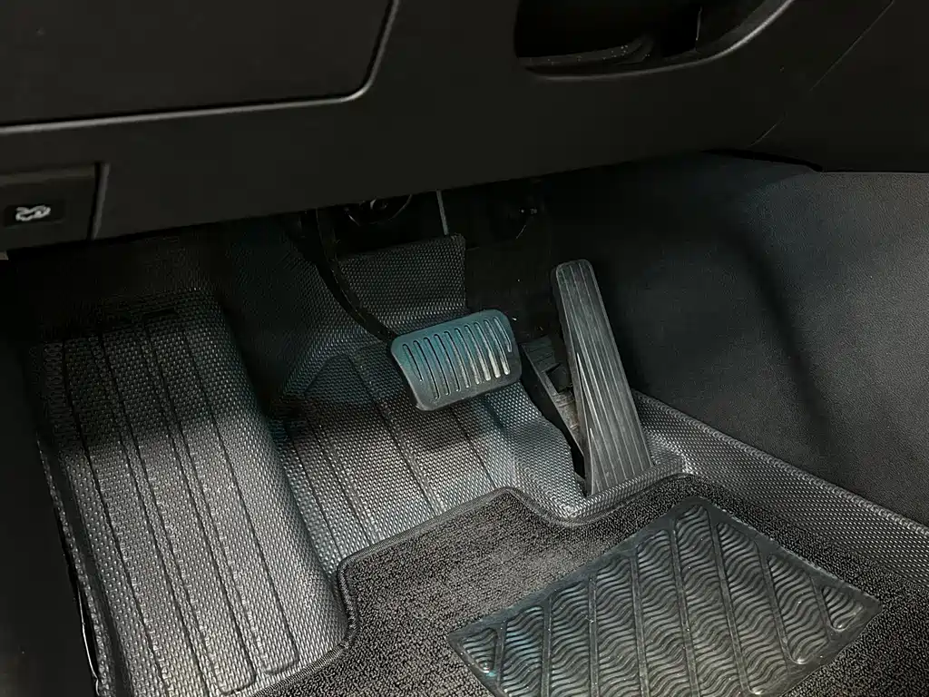 BYD L DM-i — миниатюра 39