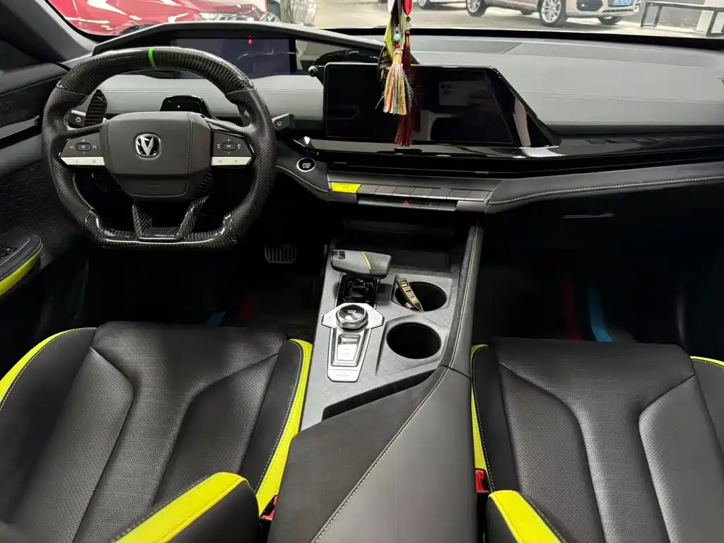 Changan UNI-V 2024 1.5T Luxury