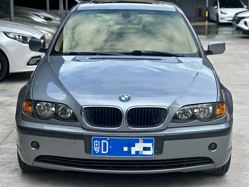 BMW 3 Series 3 2004 318i