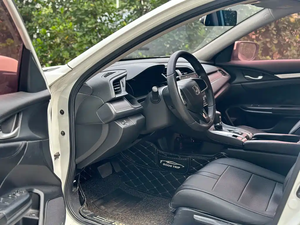 Honda Civic — миниатюра 5