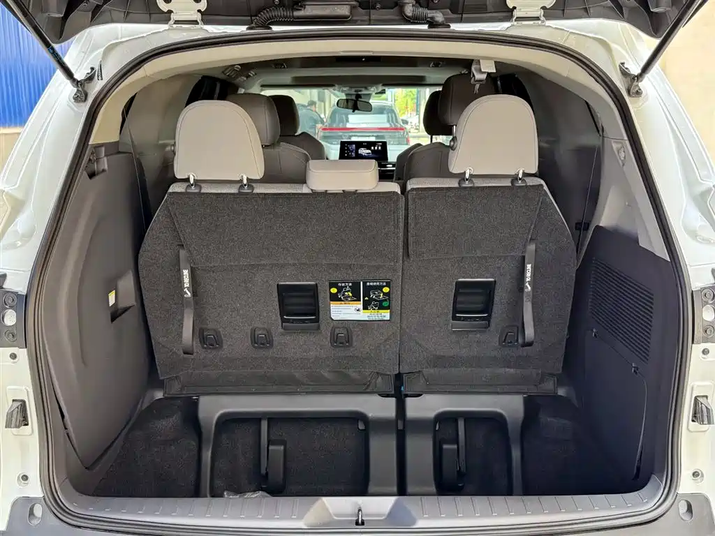 Toyota Sienna 2024 2.5L Comfort