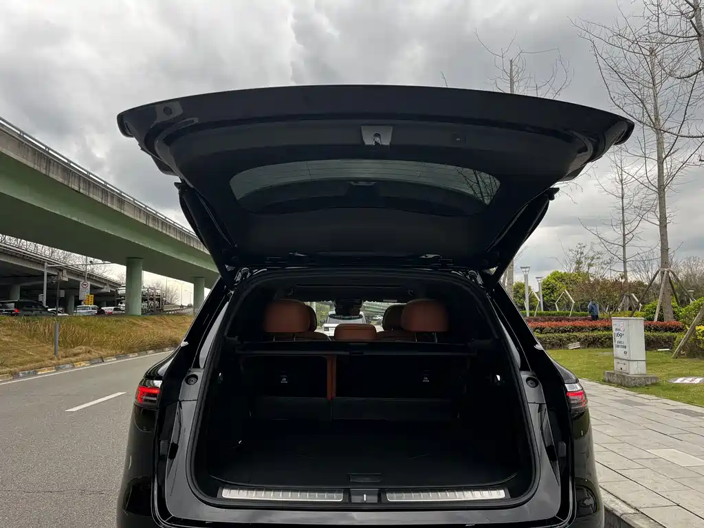 AITO ASK THE WORLD M7