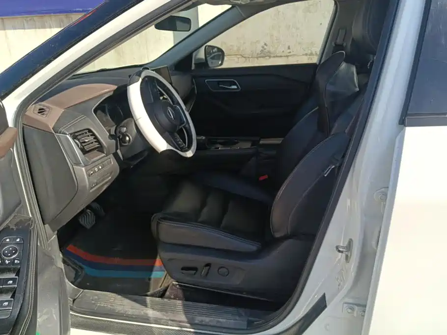 Nissan X-Trail — миниатюра 9