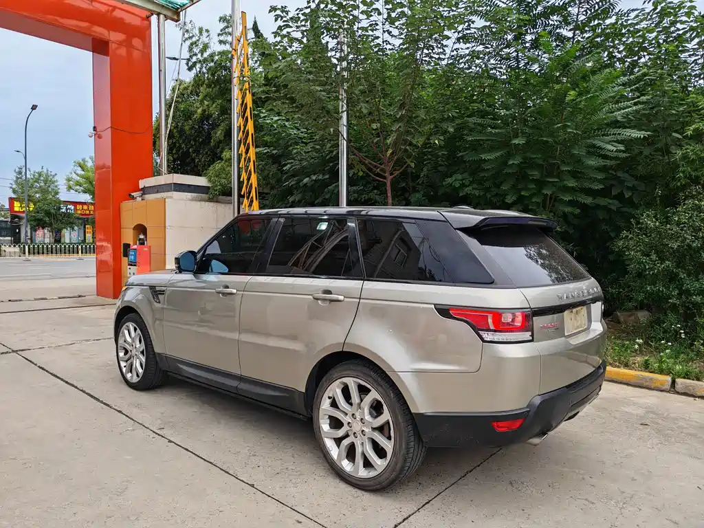 Land Rover Sport — миниатюра 4