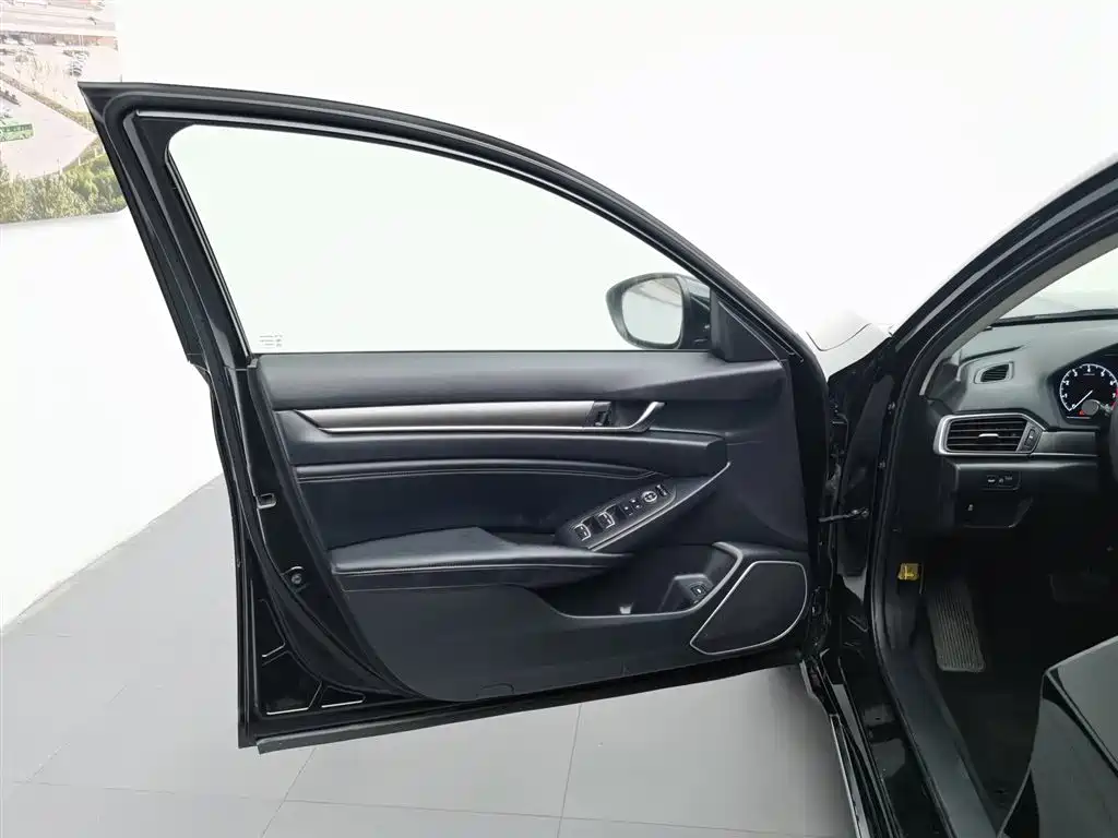 Honda Accord 2018 230TURBO Comfort V