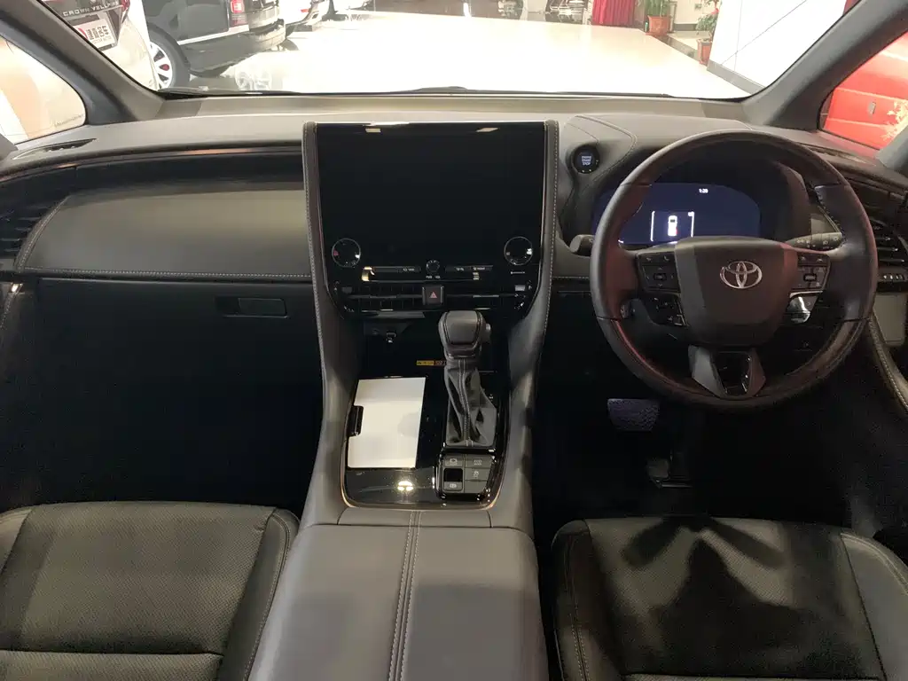 Toyota Alphard 2024 2.5L AT