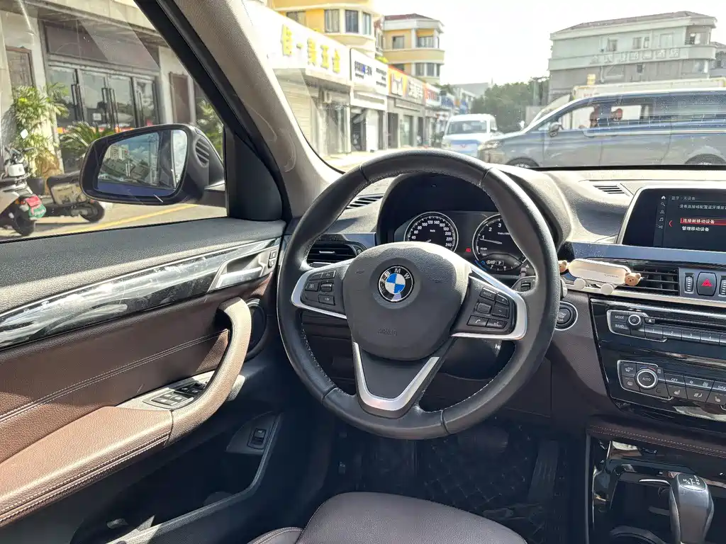 BMW X1 — миниатюра 18
