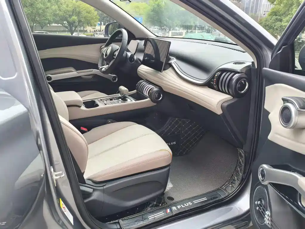 BYD Yuan Plus — миниатюра 17