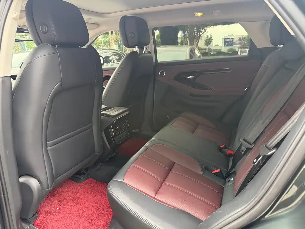 Land Rover Range Rover Evoque 2024 L SE
