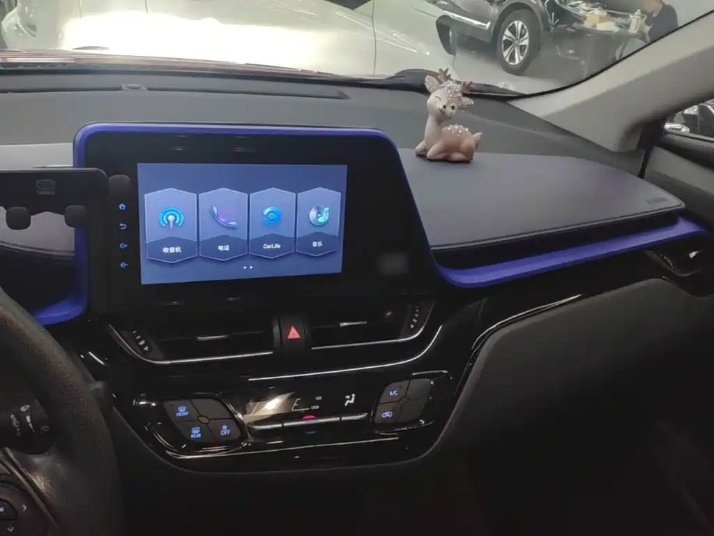 Toyota C-HR — миниатюра 10