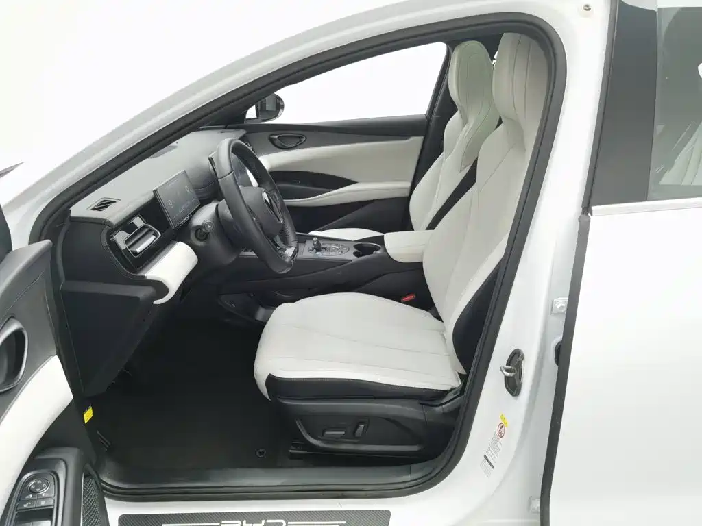 BYD Seal 06 — миниатюра 10