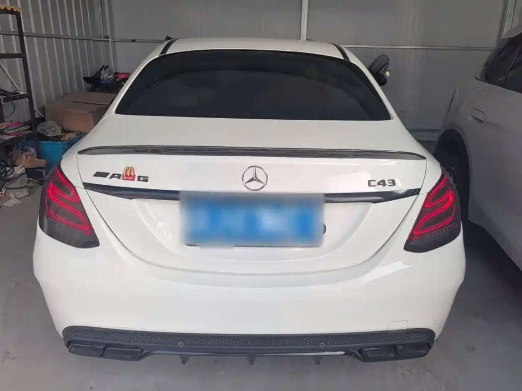 Mercedes-Benz C-Class — миниатюра 6