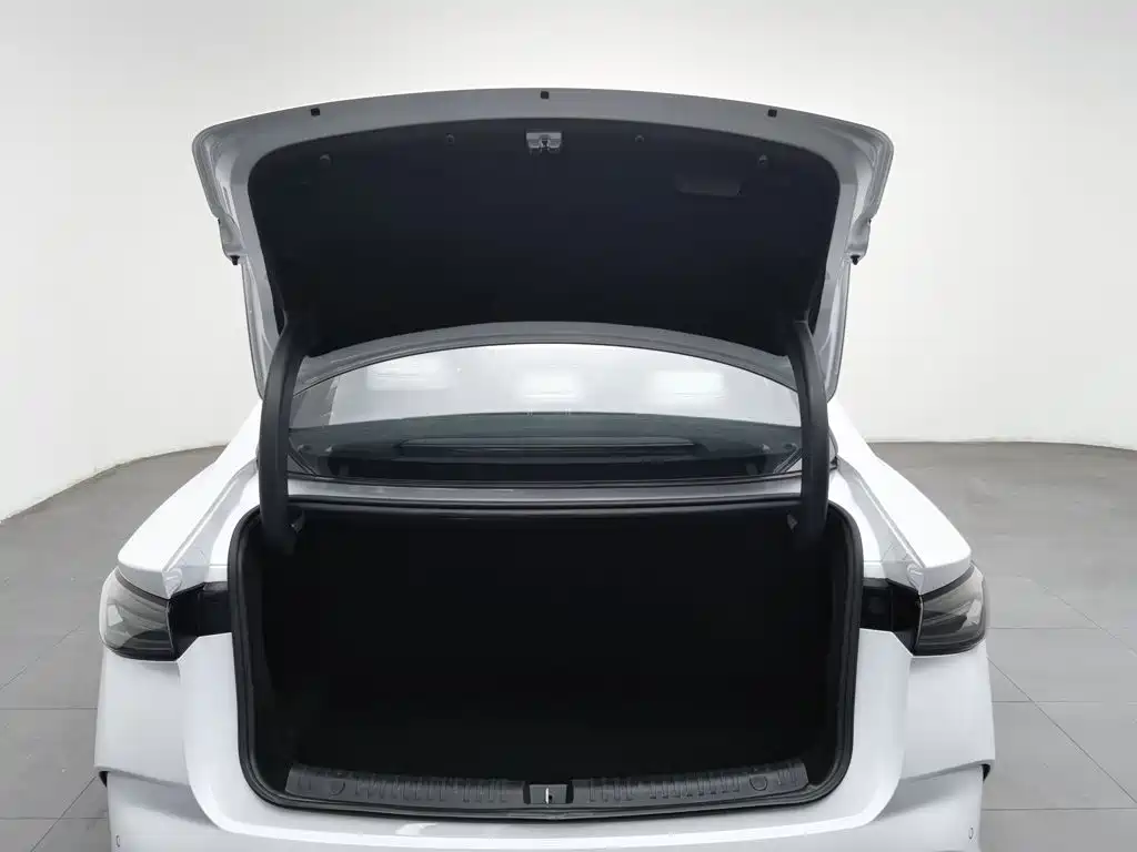 BYD Seal 06 — миниатюра 16