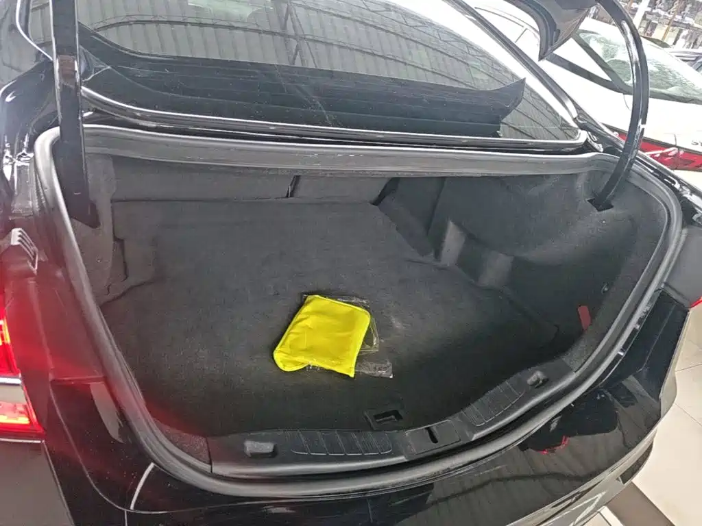 Ford Mondeo — миниатюра 19