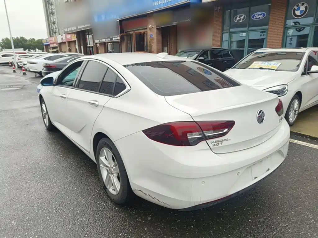 Buick Regal — миниатюра 5