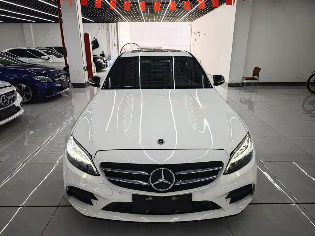 Mercedes-Benz C-Class 2020