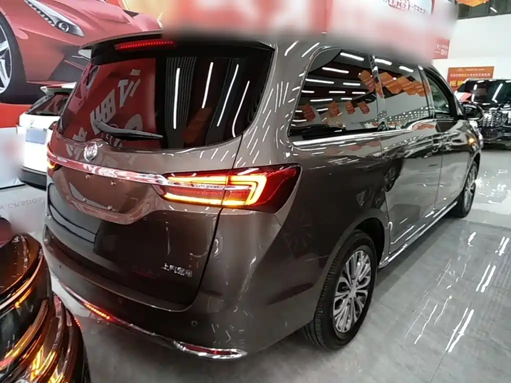 Buick GL8 2023 Luxury
