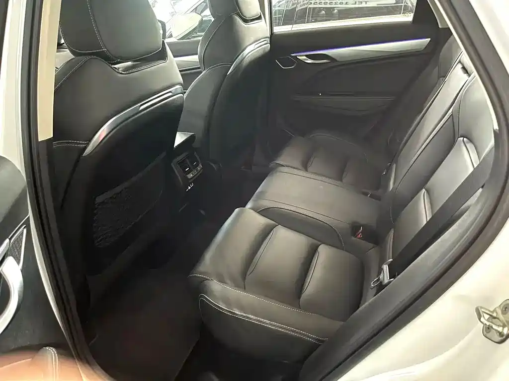 Geely Xingyue — миниатюра 6
