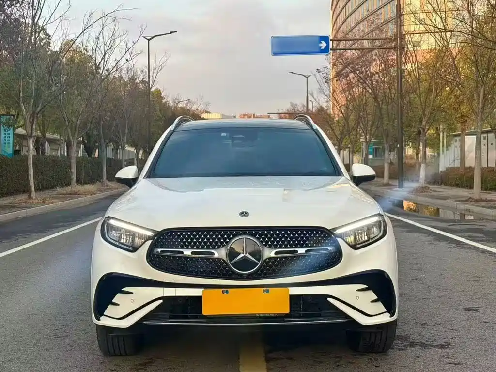 Mercedes-Benz GLC 2025 GLC 300 L 4MATIC 5 мест