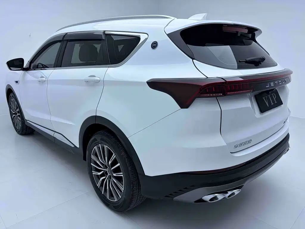 JETOUR X70 PLUS 2023 1.5T DCT Warrior PLUS 7 мест