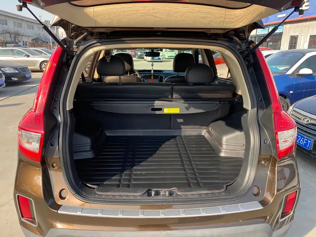 GEELY AUTOMOBILE VISION X6