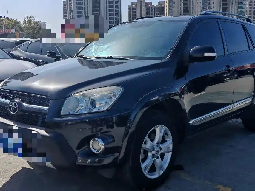 Toyota RAV4 2012
