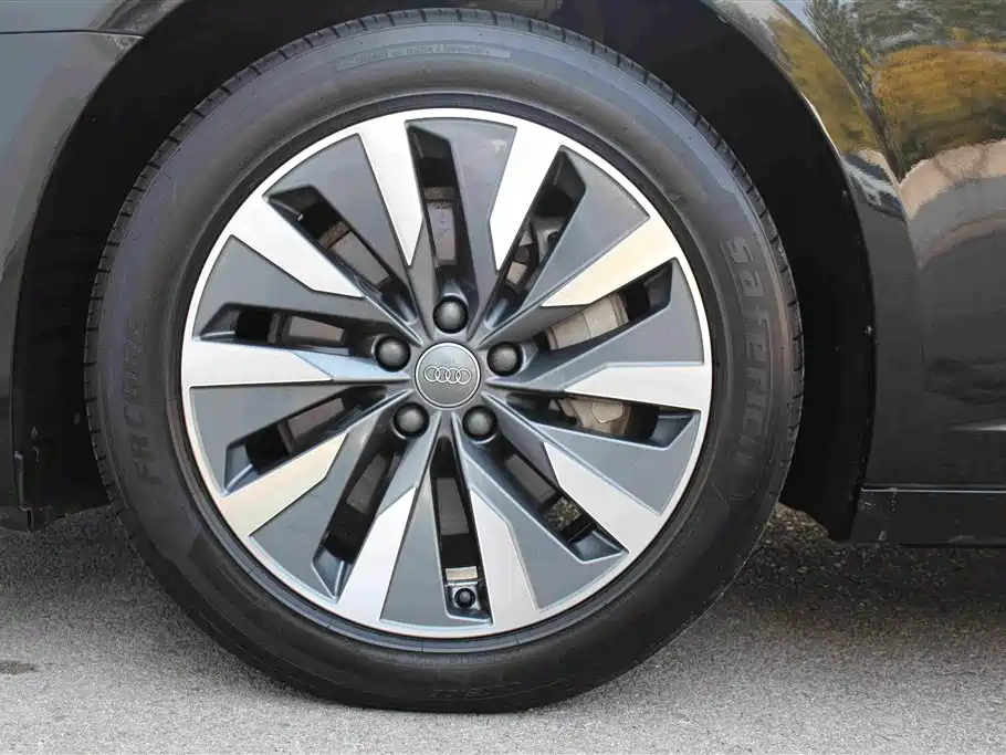 Audi A6L — миниатюра 7