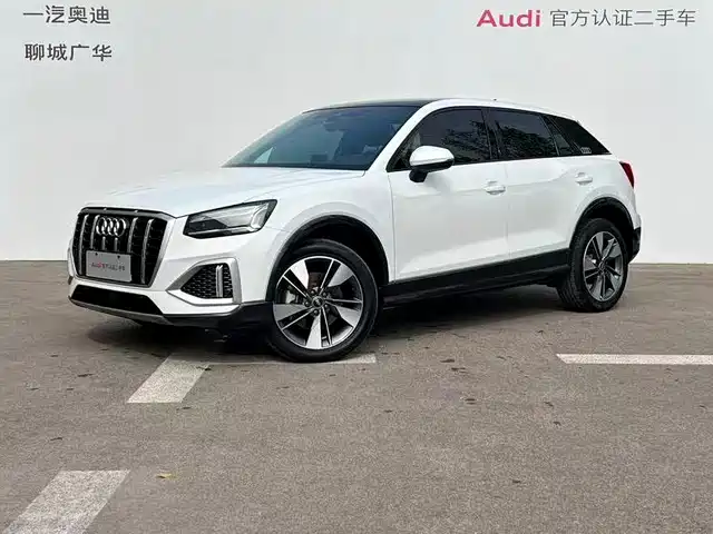AUDI Q2L 2024