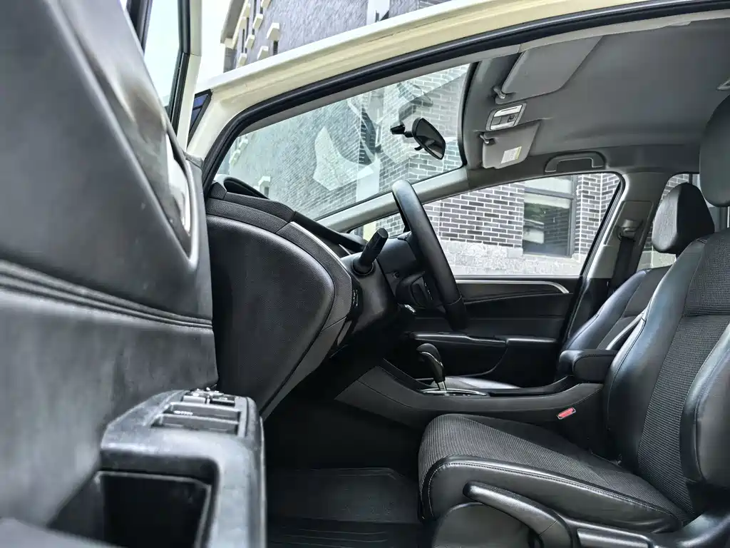 Honda Jade — миниатюра 23