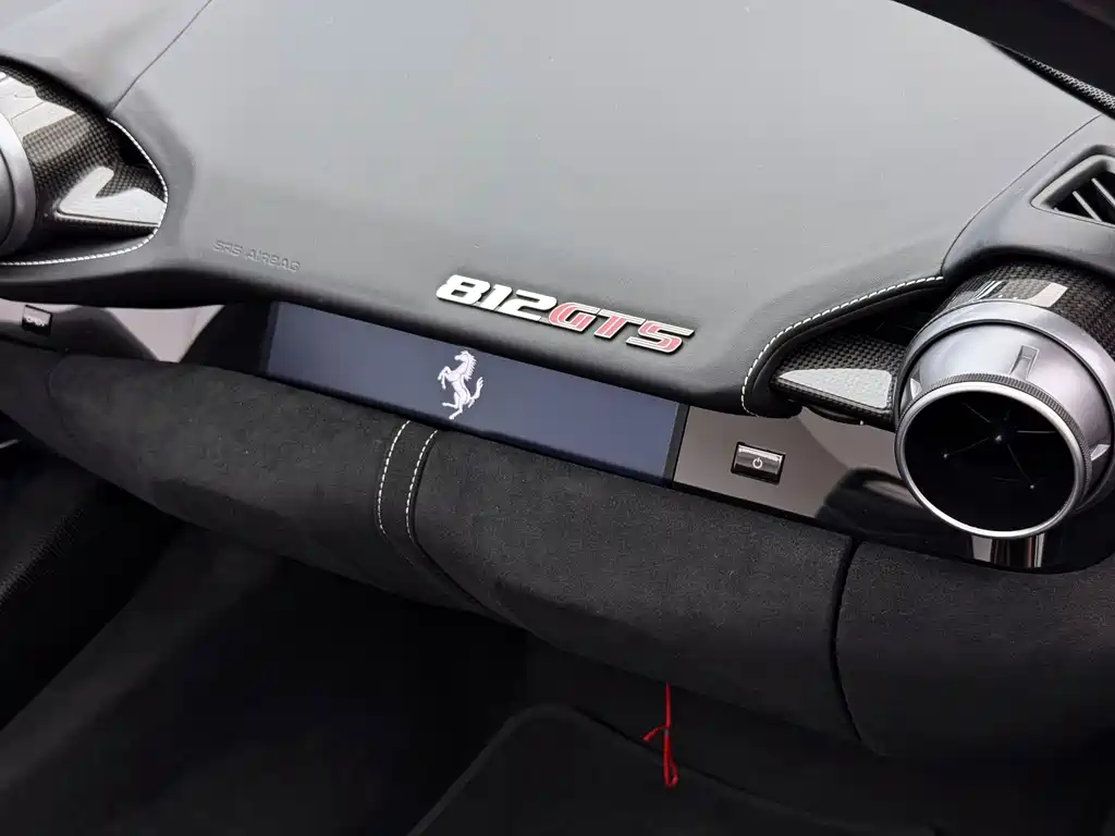 Ferrari 812 — миниатюра 13