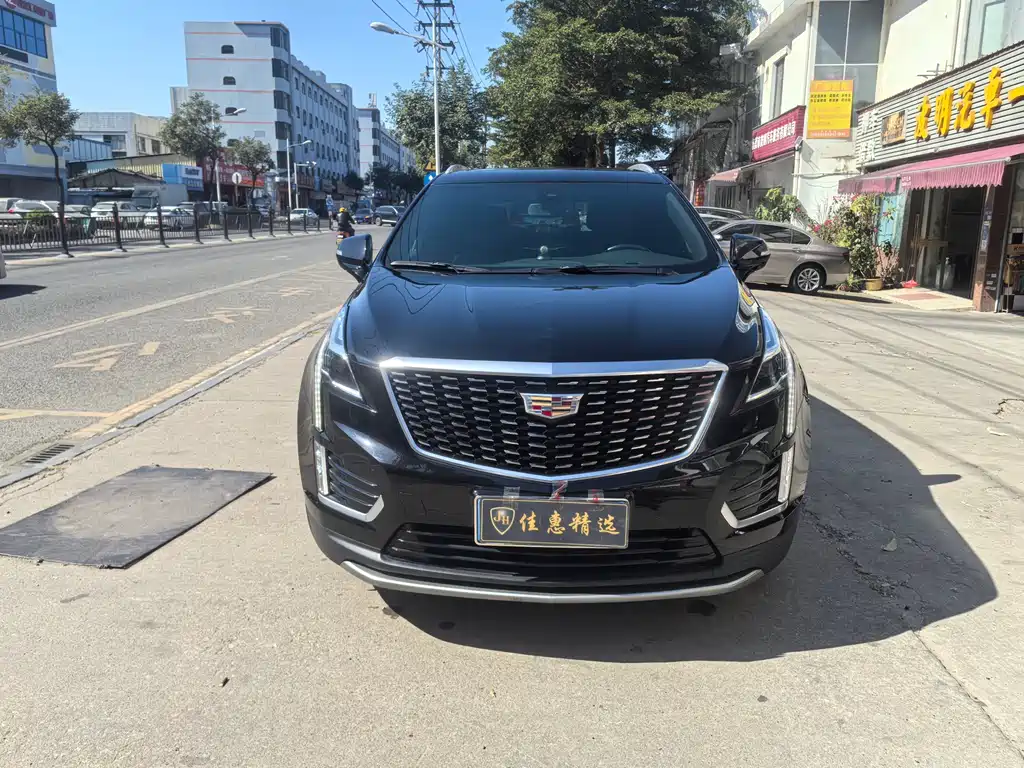 CADILLAC XT5