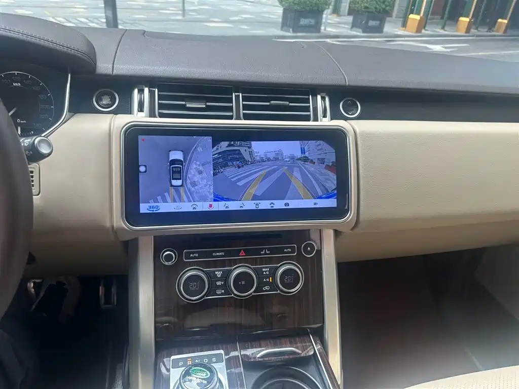 LAND ROVER RANGE ROVER