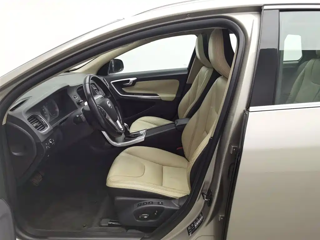Volvo V60 2013 T5