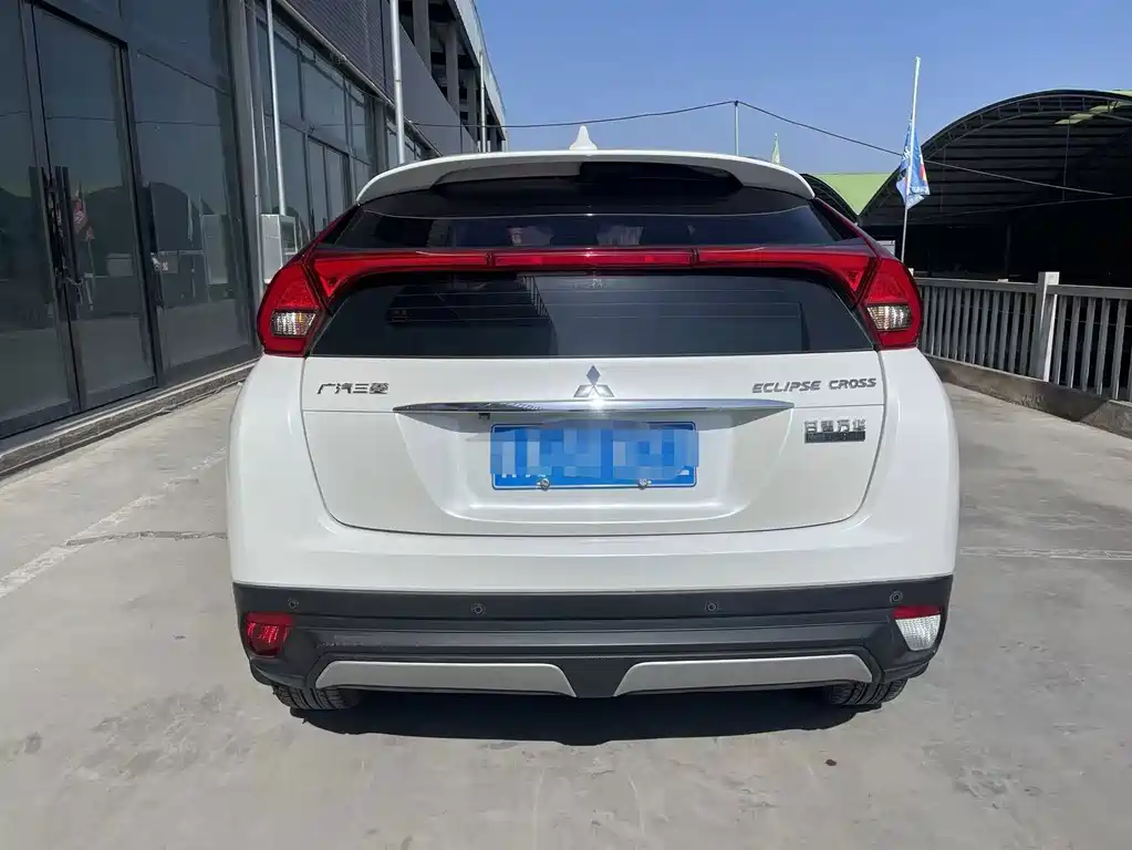 Mitsubishi Eclipse Cross — миниатюра 5