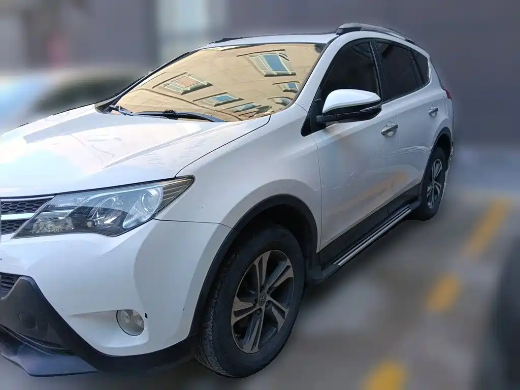 Toyota RAV4 — миниатюра 2
