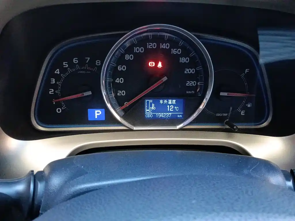 Toyota RAV4 — миниатюра 13
