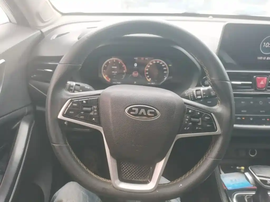 JAC X4 — миниатюра 11