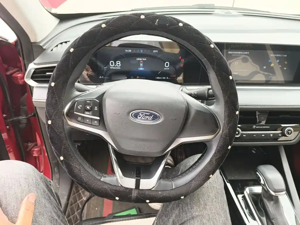 Ford Escort — миниатюра 11