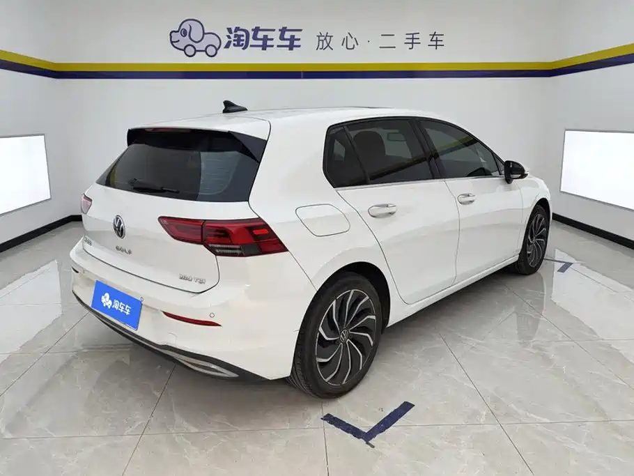 Volkswagen Golf — миниатюра 3