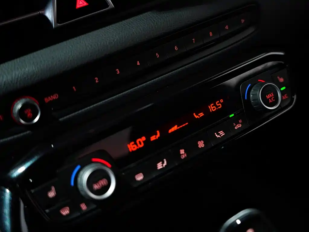Toyota Supra — миниатюра 11