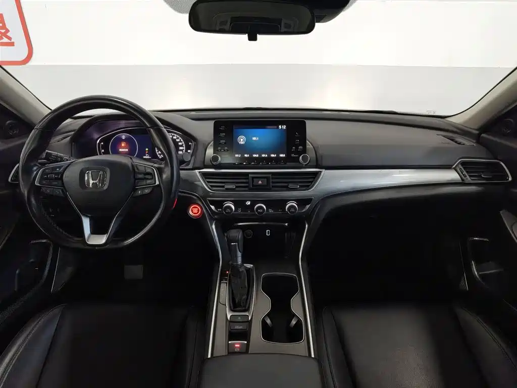 Honda Accord 2018 260TURBO Luxury VI