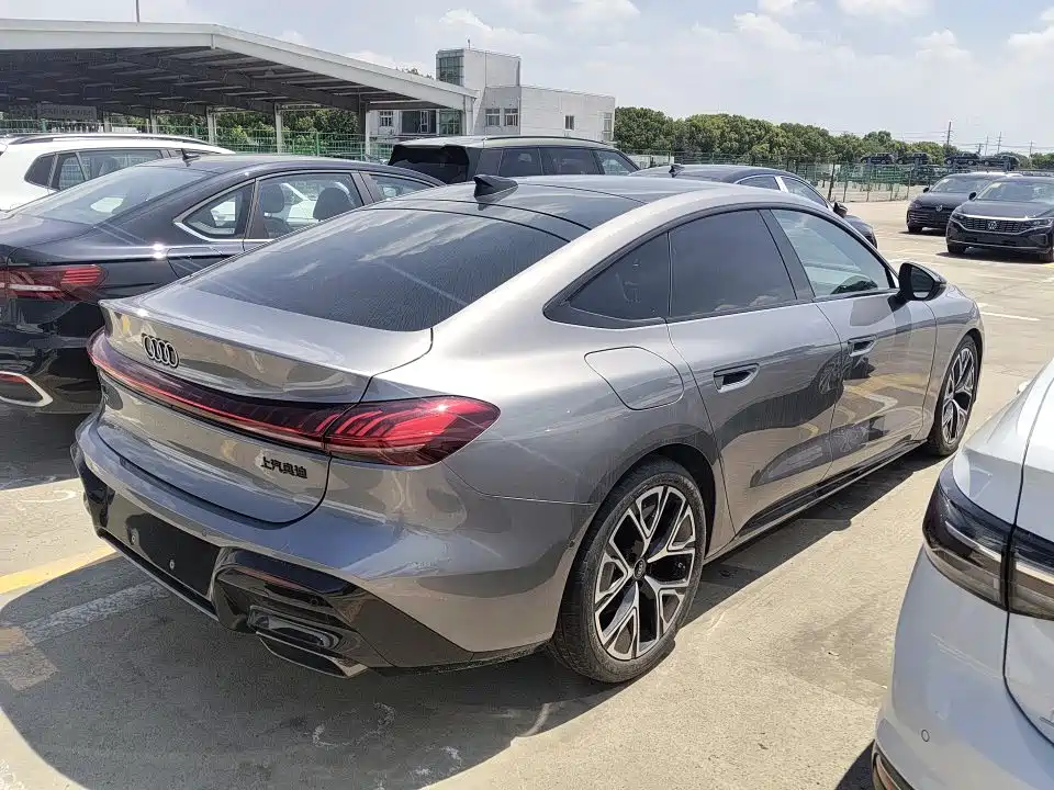 Audi A5L Sportback — миниатюра 2