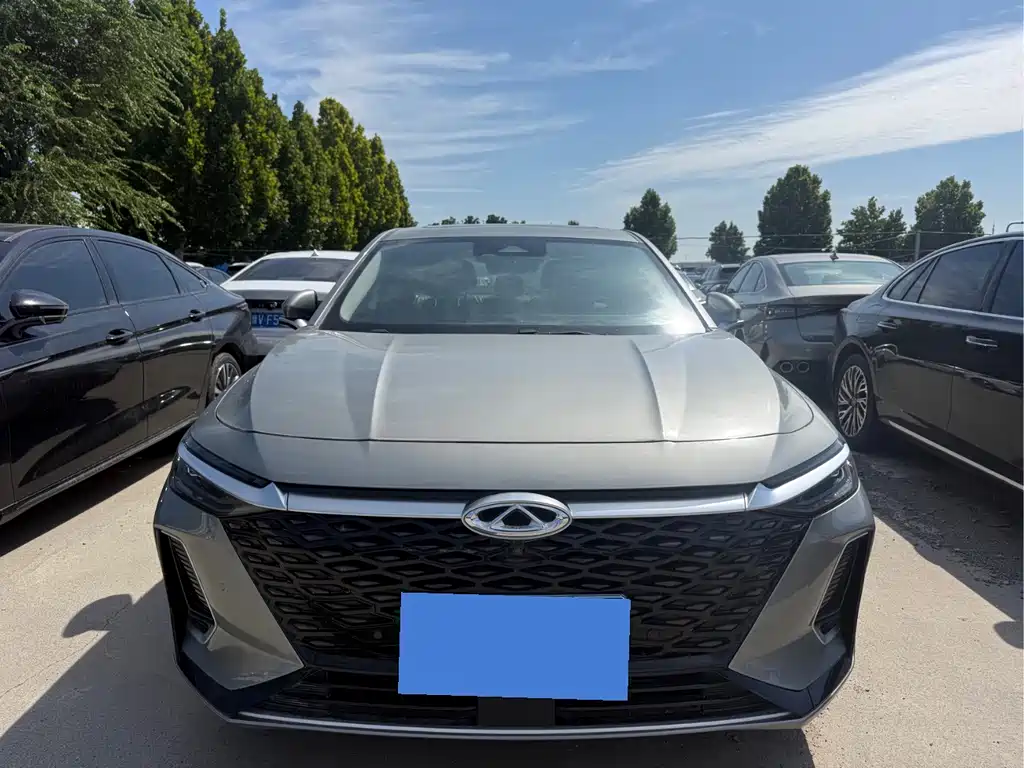Chery Arrizo 8