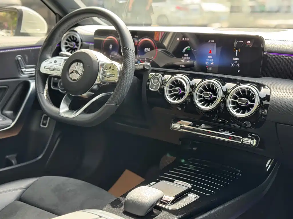 MERCEDES-BENZ A CLASS