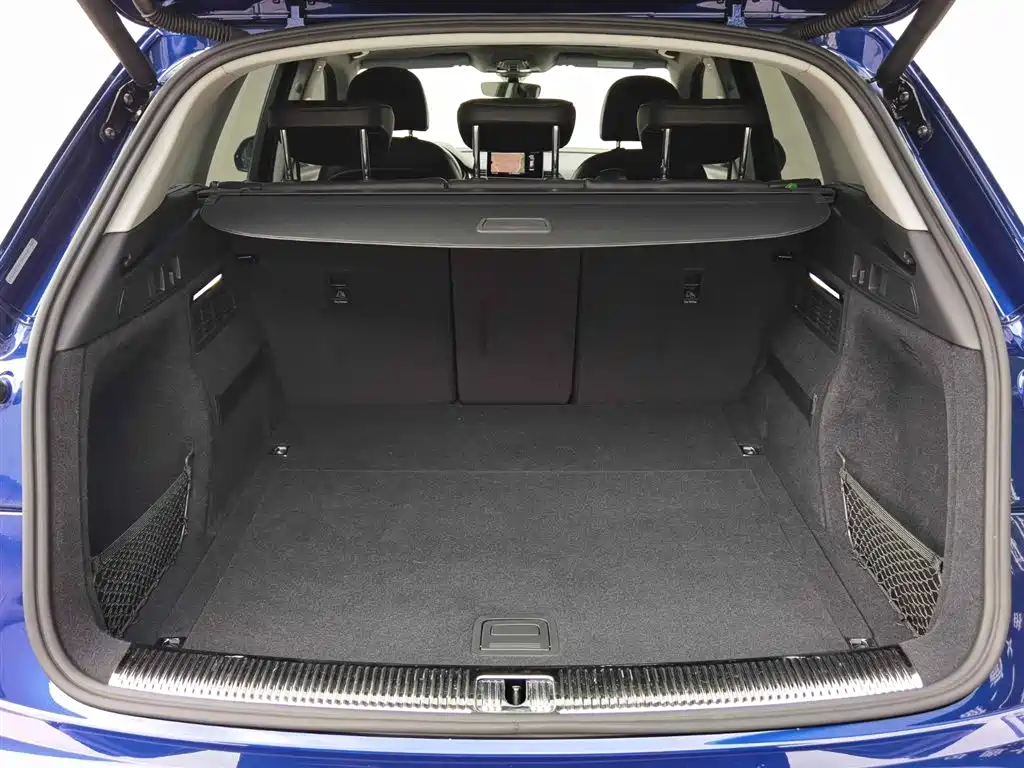 Audi Q5L 2018 40 TFSI Fashion V