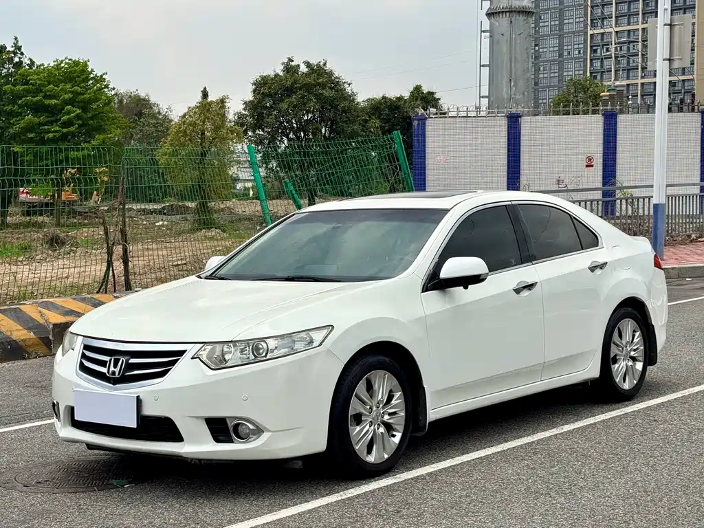 Honda Spirior 2013 2.4L Luxury