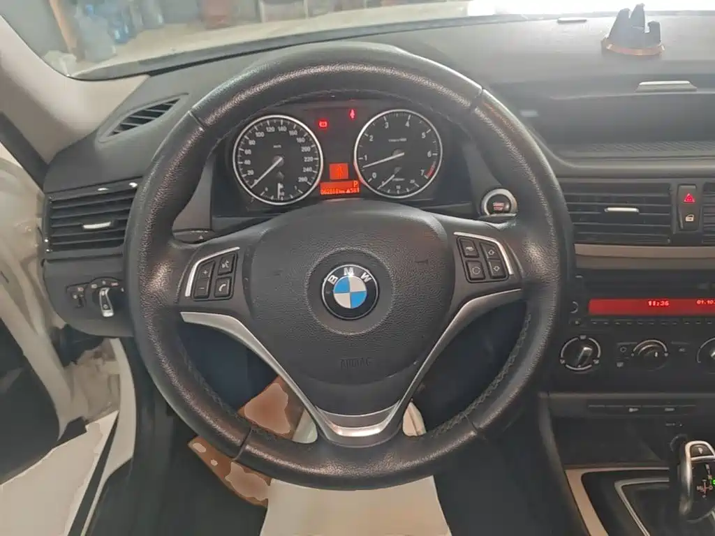 BMW X1 — миниатюра 11