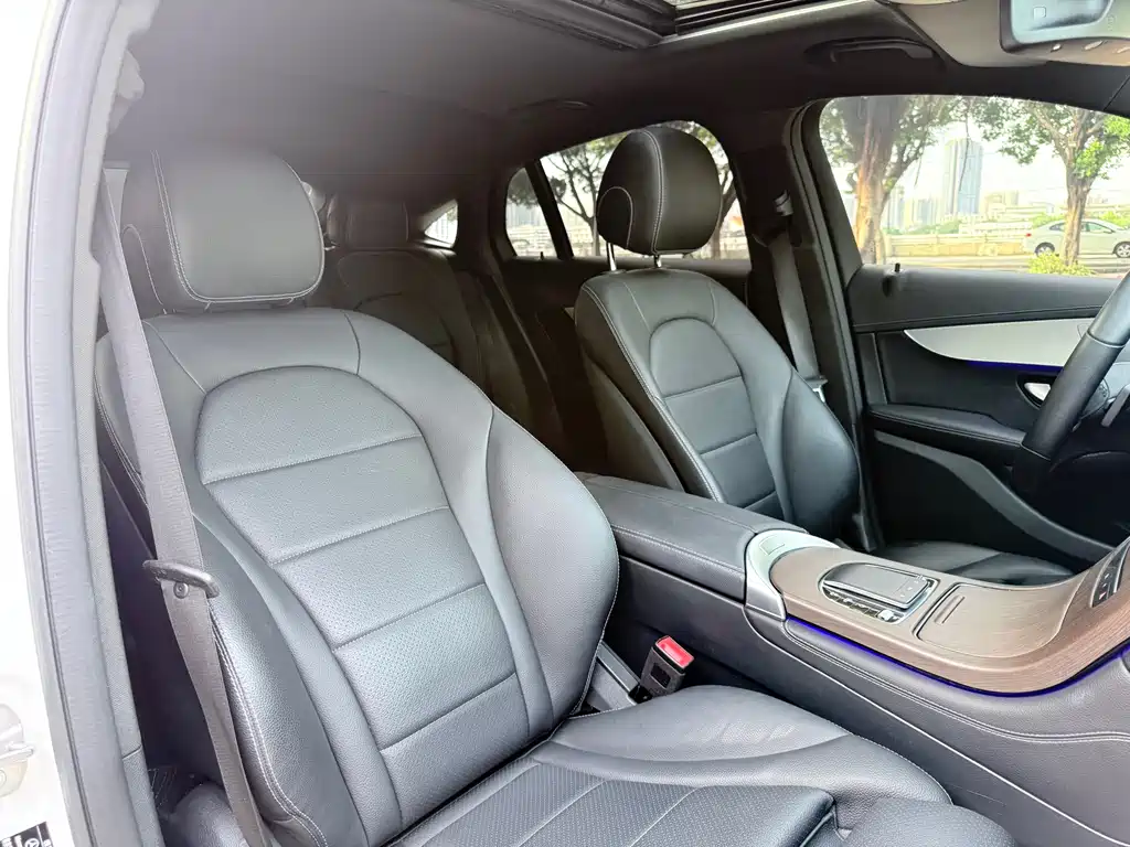 MERCEDES-BENZ GLC COUPE