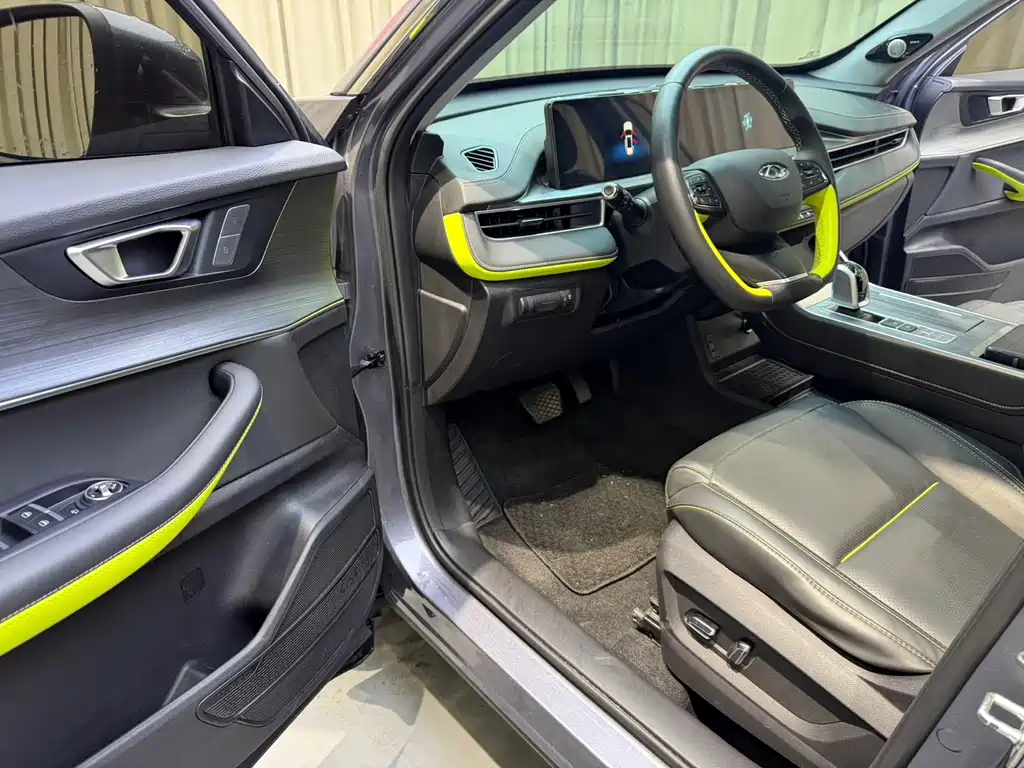 Chery Tiggo 7 PLUS 1.5T CVT Noble Imperial Yellow Limited Edition Premium Type, фото 9